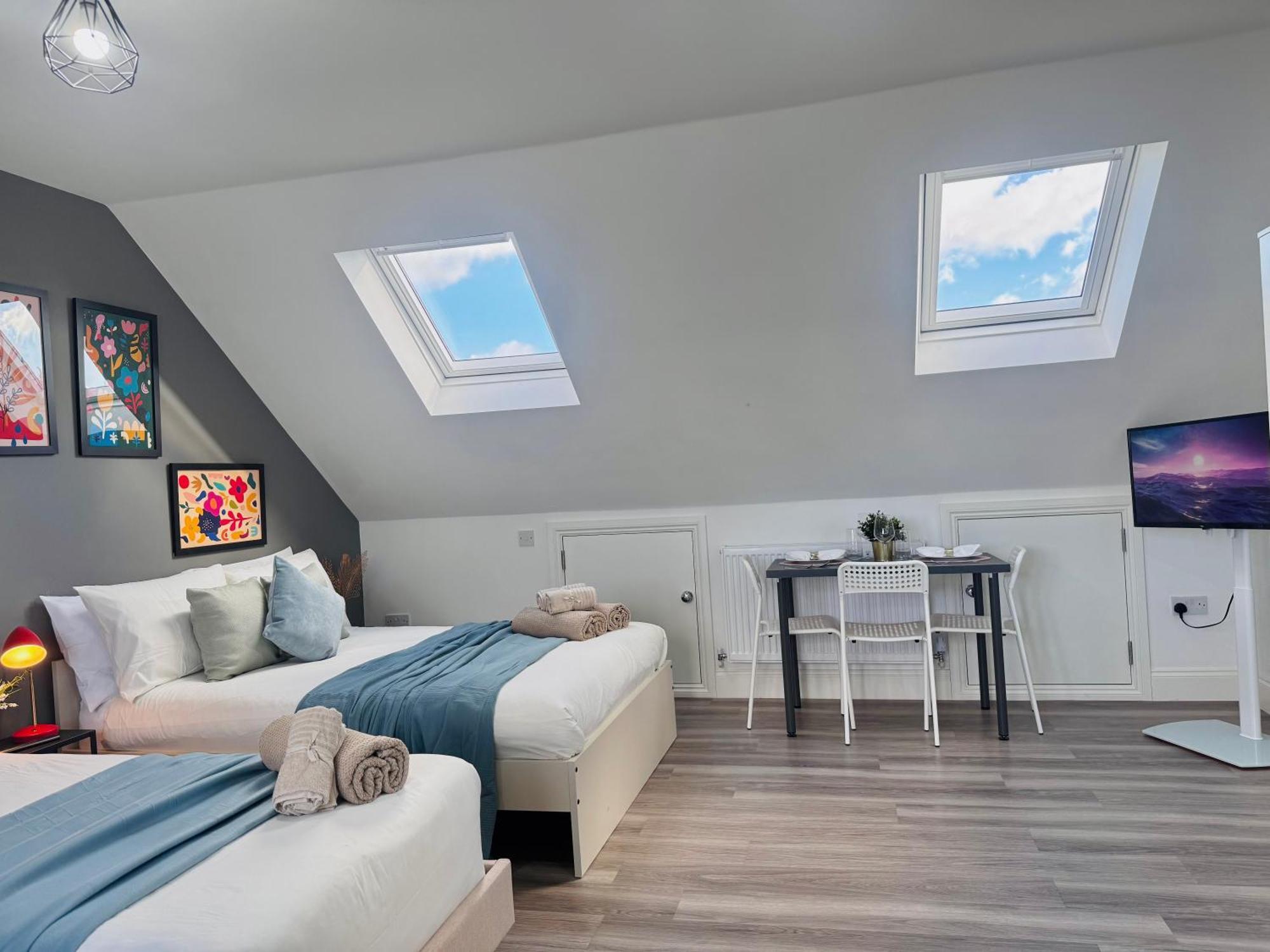 Bright Studio Loft 30Min To Central Лондон Екстериор снимка