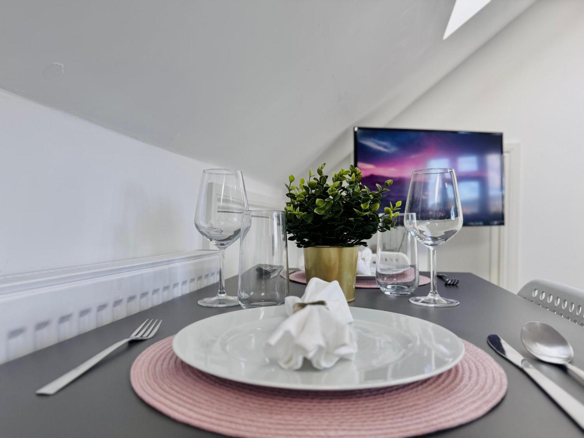 Bright Studio Loft 30Min To Central Лондон Екстериор снимка